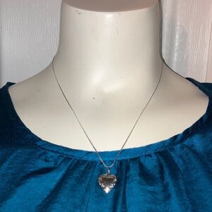 18 inch Elegant Stainless Steel Heart Locket Necklace.